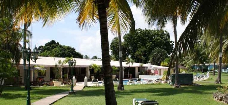 All Seasons Resort Saint James Exteriör bild